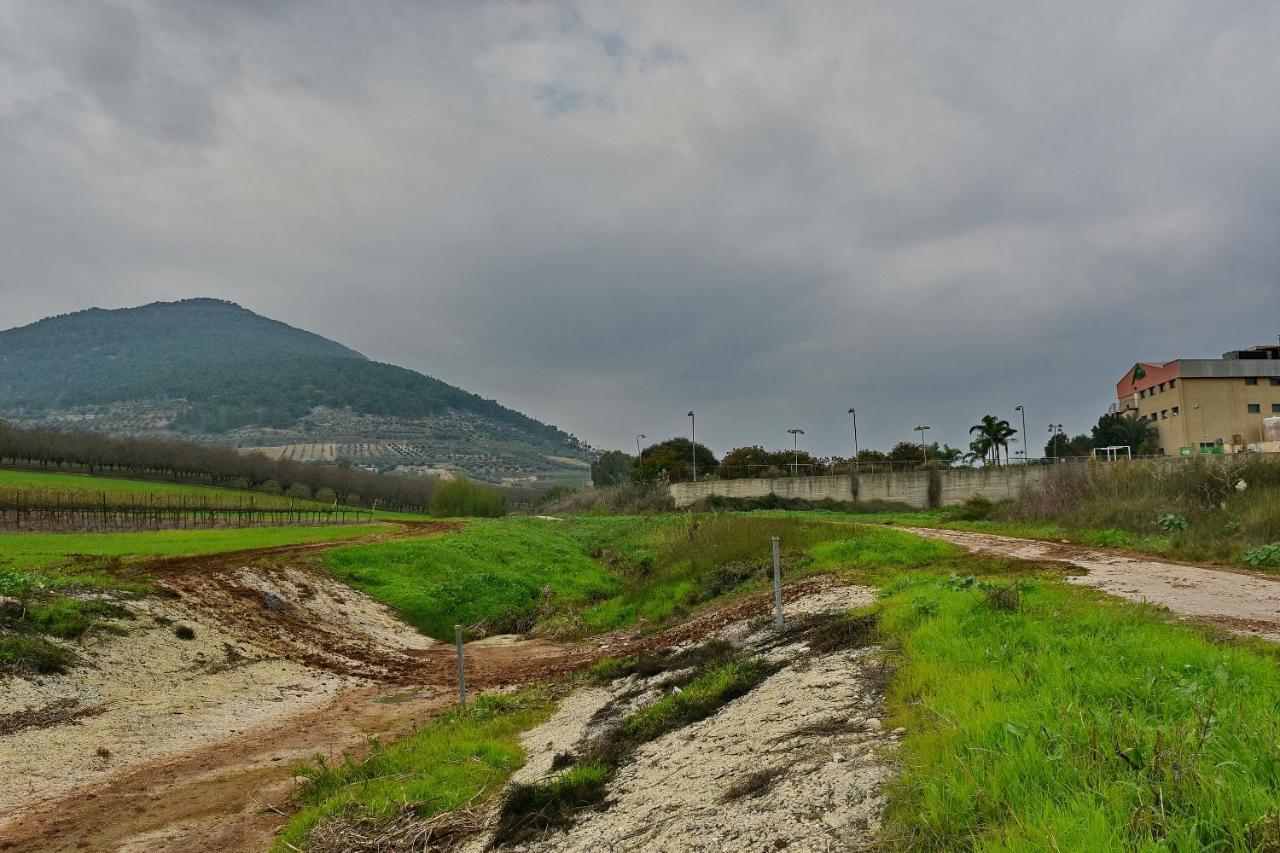 Pearl Of The Valley Hotel Kfar Tavor Dış mekan fotoğraf